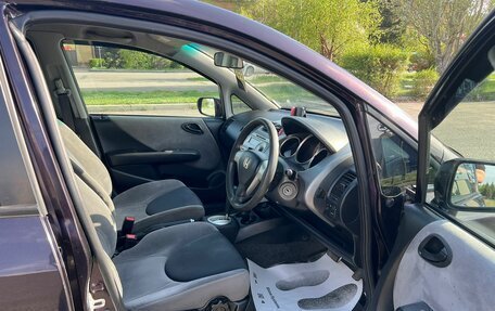 Honda Fit III, 2005 год, 499 999 рублей, 13 фотография