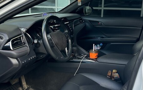 Toyota Camry, 2020 год, 3 000 000 рублей, 7 фотография