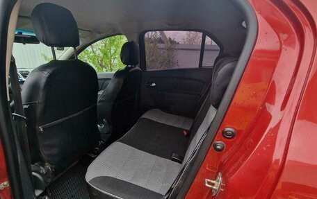 Renault Logan II, 2015 год, 670 000 рублей, 5 фотография