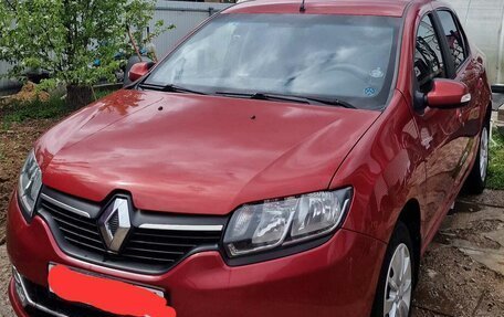 Renault Logan II, 2015 год, 670 000 рублей, 10 фотография