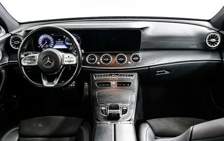 Mercedes-Benz E-Класс, 2020 год, 4 098 000 рублей, 11 фотография