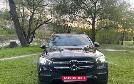 Mercedes-Benz GLE, 2019 год, 6 999 900 рублей, 2 фотография