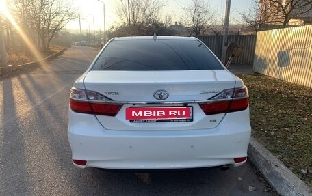 Toyota Camry, 2015 год, 1 880 000 рублей, 8 фотография