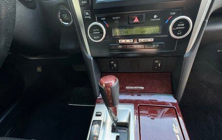 Toyota Camry, 2013 год, 1 950 000 рублей, 8 фотография
