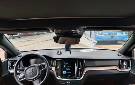Volvo S60 III, 2022 год, 3 320 000 рублей, 10 фотография
