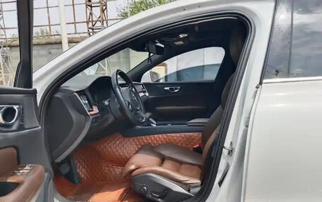 Volvo S60 III, 2022 год, 3 320 000 рублей, 8 фотография