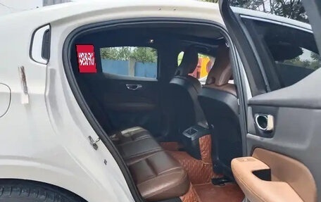Volvo S60 III, 2022 год, 3 320 000 рублей, 9 фотография