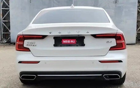 Volvo S60 III, 2022 год, 3 320 000 рублей, 6 фотография