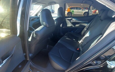 Toyota Camry, 2021 год, 3 150 000 рублей, 6 фотография