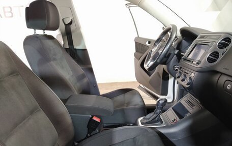 Volkswagen Tiguan I, 2016 год, 1 898 000 рублей, 15 фотография