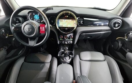 MINI Clubman, 2022 год, 2 000 000 рублей, 5 фотография