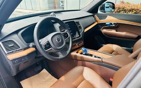 Volvo XC90 II рестайлинг, 2022 год, 4 528 000 рублей, 9 фотография