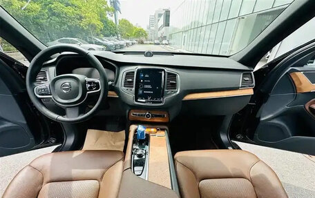 Volvo XC90 II рестайлинг, 2022 год, 4 528 000 рублей, 8 фотография