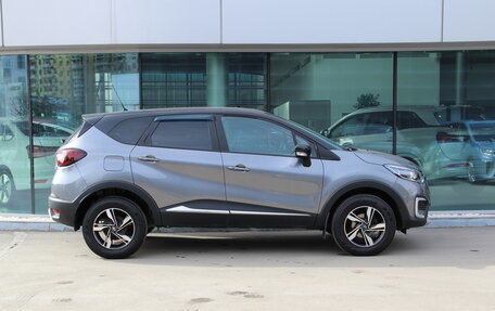 Renault Kaptur I рестайлинг, 2017 год, 1 249 000 рублей, 4 фотография