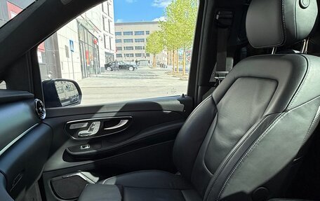 Mercedes-Benz V-Класс, 2023 год, 14 000 000 рублей, 16 фотография