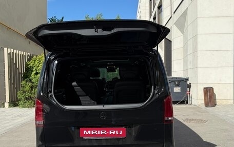 Mercedes-Benz V-Класс, 2023 год, 14 000 000 рублей, 19 фотография