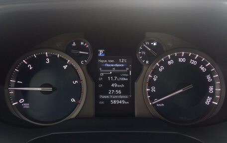 Toyota Land Cruiser Prado 150 рестайлинг 2, 2021 год, 6 400 000 рублей, 11 фотография