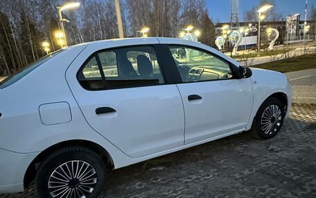 Renault Logan II, 2018 год, 480 000 рублей, 13 фотография