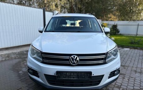 Volkswagen Tiguan I, 2016 год, 1 290 000 рублей, 2 фотография