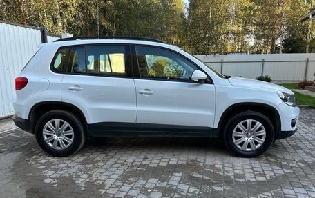 Volkswagen Tiguan I, 2016 год, 1 290 000 рублей, 3 фотография