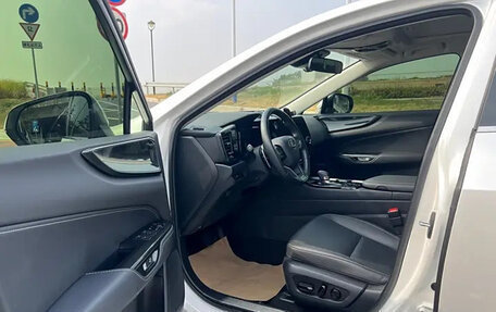 Lexus NX, 2022 год, 4 250 000 рублей, 10 фотография