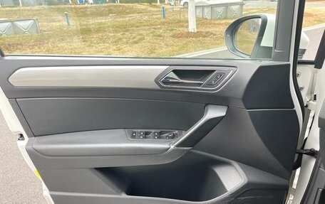 Volkswagen Touran III, 2021 год, 1 739 000 рублей, 14 фотография
