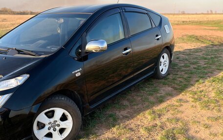 Toyota Prius, 2004 год, 620 000 рублей, 3 фотография