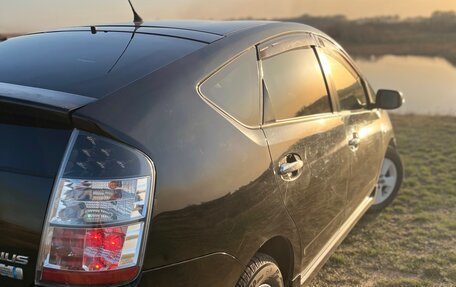 Toyota Prius, 2004 год, 620 000 рублей, 5 фотография