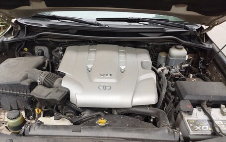 Toyota Land Cruiser 200, 2010 год, 3 900 000 рублей, 9 фотография