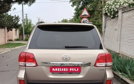Toyota Land Cruiser 200, 2010 год, 3 900 000 рублей, 7 фотография