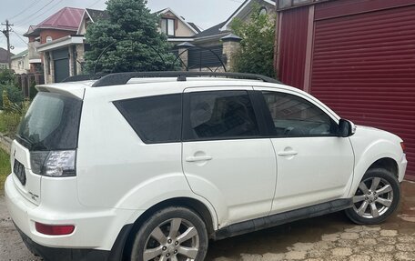 Mitsubishi Outlander III рестайлинг 3, 2011 год, 950 000 рублей, 5 фотография