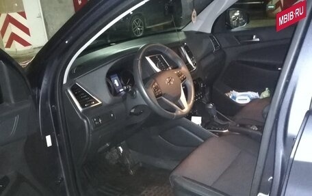 Hyundai Tucson III, 2018 год, 2 100 000 рублей, 9 фотография