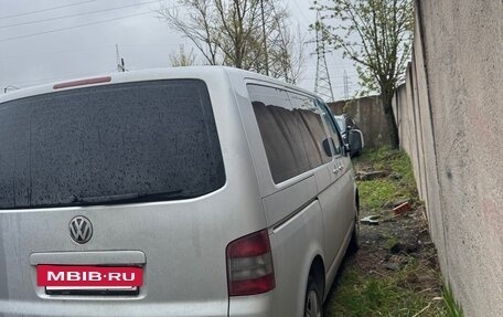 Volkswagen Caravelle T5, 2007 год, 1 199 000 рублей, 3 фотография