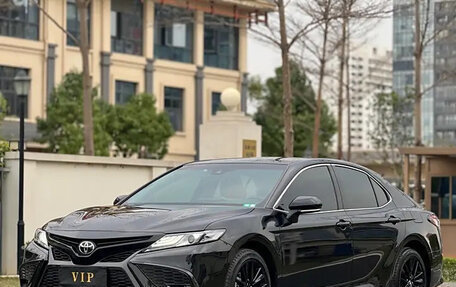 Toyota Camry, 2022 год, 2 550 000 рублей, 1 фотография