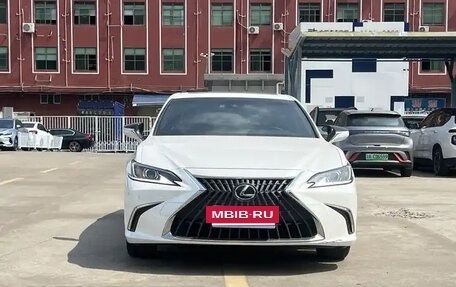 Lexus ES VII, 2022 год, 3 400 000 рублей, 2 фотография