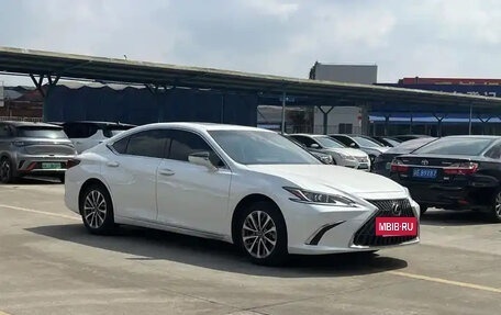 Lexus ES VII, 2022 год, 3 400 000 рублей, 3 фотография