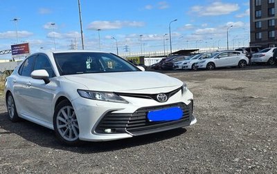 Toyota Camry, 2021 год, 3 170 000 рублей, 1 фотография