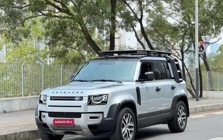 Land Rover Defender II, 2022 год, 5 880 000 рублей, 1 фотография