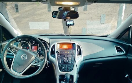 Opel Astra J, 2011 год, 770 000 рублей, 9 фотография