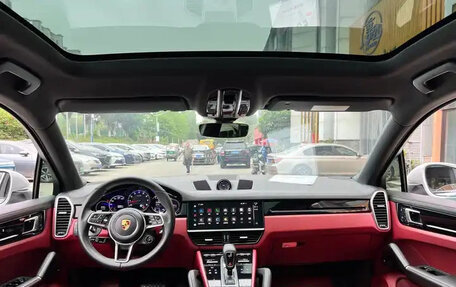 Porsche Cayenne III, 2022 год, 8 724 000 рублей, 11 фотография