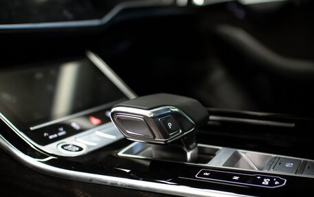 Audi A8, 2023 год, 8 900 000 рублей, 8 фотография