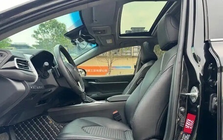 Toyota Camry, 2022 год, 2 550 000 рублей, 7 фотография