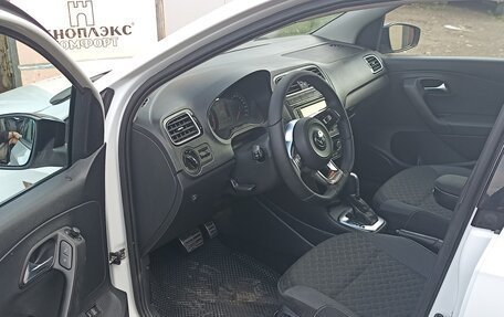 Volkswagen Polo VI (EU Market), 2018 год, 1 500 000 рублей, 5 фотография