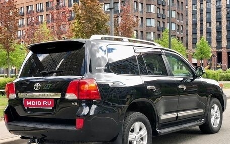 Toyota Land Cruiser 200, 2015 год, 4 849 000 рублей, 5 фотография