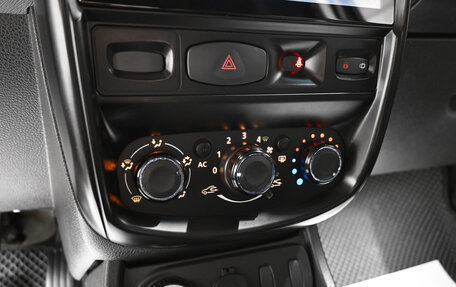 Renault Duster I рестайлинг, 2014 год, 995 000 рублей, 16 фотография