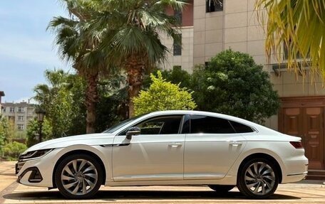 Volkswagen Passat CC, 2021 год, 2 705 000 рублей, 2 фотография