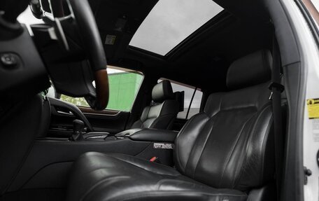 Lexus LX III, 2016 год, 6 450 000 рублей, 8 фотография
