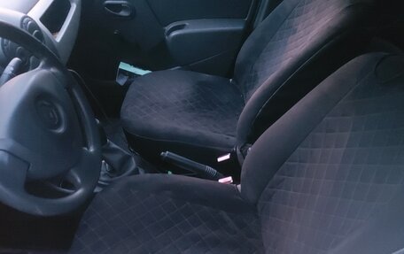 Renault Logan I, 2010 год, 720 000 рублей, 2 фотография