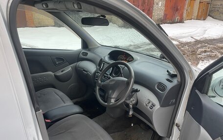 Toyota FunCargo, 2002 год, 385 000 рублей, 9 фотография