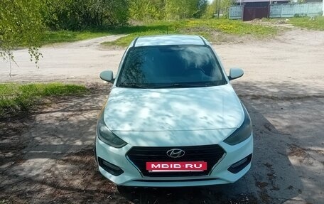 Hyundai Solaris II рестайлинг, 2018 год, 699 200 рублей, 4 фотография